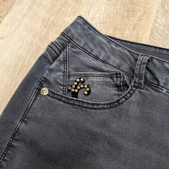 Democracy Gray Freedom Ankle Skimmer Jeans Bead Embroidered Size 8 - Picture 2 of 12